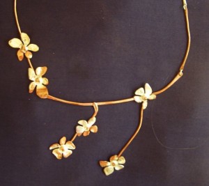 phoca_thumb_l_natures generosity medium sterling silver and coper neck piece